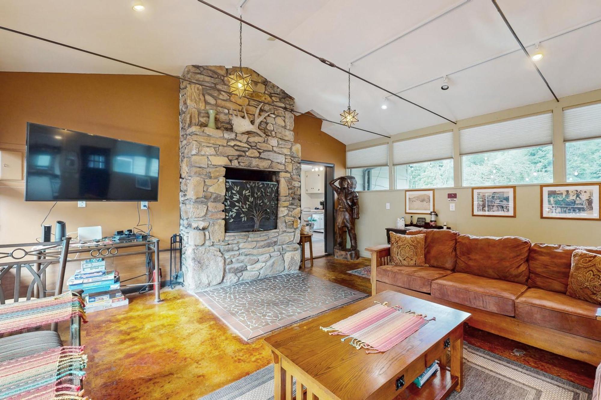 Bull Creek Peaceful Escape Villa Asheville Luaran gambar